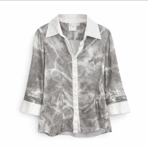 Finley Theo Button Front Gray And White Floral Tailored Womens Blouse Sz M